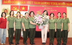Thượng tá Nguyễn Thị Quế được bổ nhiệm giữ chức Trưởng ban Phụ nữ Công an nhân dân