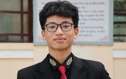 Thủ khoa đạt điểm tuyệt đối 30/30 khối A00 không "chạy đua" luyện đề
