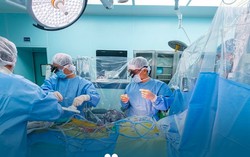 Quyết định đột phá trong phòng mổ, cứu bệnh nhân lóc tách động mạch chủ cận kề "cửa tử"