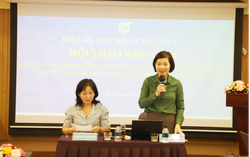 Phát huy vai trò phụ nữ trong tham gia chính trị ở cộng đồng