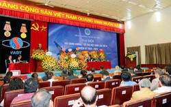 Chinh phục bầu trời bắt đầu từ trí thức trẻ