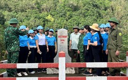 Lào Cai: Đưa kiến thức pháp luật và "Bình dân học vụ số" về xã biên giới
