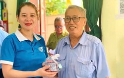 Phụ nữ Bắc Ninh nấu "bữa cơm nghĩa tình" tri ân người có công