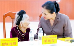 Trao tặng 60 căn nhà đủ nội thất cho Mẹ Việt Nam Anh hùng và thương binh nặng