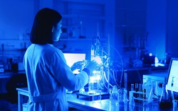 Nữ tiến sĩ 9X đưa nghiên cứu y sinh đến với cộng đồng