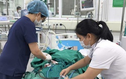 Lọc máu xuyên đêm cứu nữ bệnh nhân 69 tuổi bị sốc sốt xuất huyết