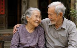 Người già thương nhau