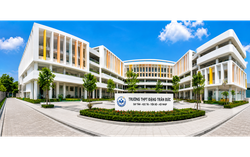 Hà Nội: Thêm 540 chỉ tiêu vào trường THPT công lập, thí sinh có 6 ngày đăng ký xét tuyển trực tuyến 