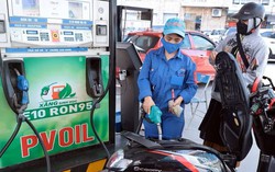 Giá xăng dầu tiếp tục giảm, E10RON95-III xuống còn 22.119 đồng mỗi lít