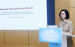 Tập huấn Nghị quyết Đại hội Phụ nữ toàn quốc XIV cho cán bộ TƯ Hội LHPN Việt Nam
