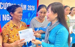 Hội LHPN TPHCM trao sinh kế, tiếp sức người dân vùng biên giới Nghệ An
