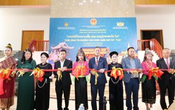 Trưng bày chuyên đề "Thực hành tín ngưỡng Then nhóm ngôn ngữ Tày - Thái" tại Lào