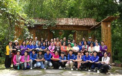 Hành trình hữu nghị gắn kết gia đình Việt với sinh viên Lào, Campuchia