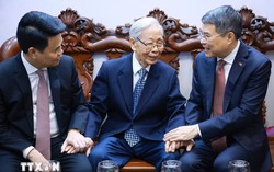 Thủ tướng Lê Minh Hưng: Chăm lo tốt hơn nữa đời sống vật chất, tinh thần của các đảng viên lão thành