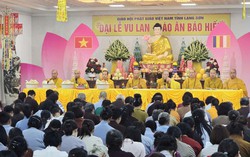 Đại lễ Vu lan bên sông Kỳ Cùng