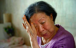 Diễn đàn tháng 8: Vô tình làm tổn thương cha mẹ già