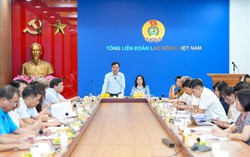 Kỷ niệm 100 năm Công đoàn Việt Nam: Khẳng định vị trí, vai trò của giai cấp công nhân trong thời kỳ mới