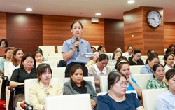 Thường trực Tỉnh ủy Khánh Hòa đối thoại với đại diện phụ nữ, nông dân và thành viên hợp tác xã
