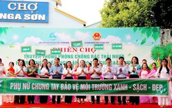 Phụ nữ Thanh Hóa thực hiện nếp sống xanh từ "Phiên chợ truyền thông phòng, chống rác thải nhựa"