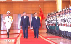 Lễ đón chính thức Nhà vua và Hoàng hậu Thái Lan thăm cấp Nhà nước tới Việt Nam