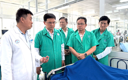 Lãnh đạo TPHCM thăm, hỗ trợ nạn nhân vụ cháy làm 7 người thương vong
