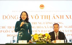 Vice President holds bilateral meetings, meets Vietnamese community in Kyrgyzstan