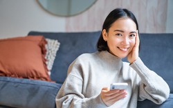 Phụ nữ sau ly hôn chọn sống độc thân: Bình yên quan trọng hơn "một bờ vai"