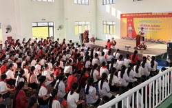 Diễn đàn tháng 9: Cơ sở mới khang trang, thầy cô vẫn lo học sinh nội trú khó thích nghi