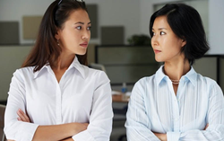 "Ma trận" thao túng tâm lý từ mẹ chồng, chị chồng