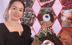 Phụ nữ Tân Phú đưa nông sản lên “chợ mạng”