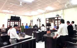 Kẻ hiếp dâm bé gái 13 tuổi lĩnh án 8 năm tù