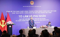 General Secretary and President hopes that Vietnamese entrepreneurs in Russia continue serving as nuclei for bilateral cooperation