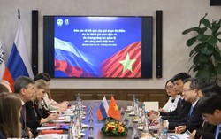 Trưởng Ban Chính sách, chiến lược Trung ương làm việc với lãnh đạo Học viện Tổng thống Nga