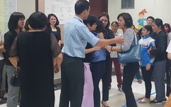 Chơi cầu trượt ở trường mầm non, bé gần 3 tuổi tử vong