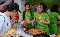 Trải nghiệm thực phẩm an toàn trên phố đi bộ Hồ Gươm