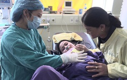 Phòng sinh thân thiện và người đồng hành giúp thai phụ an tâm khi “vượt cạn”