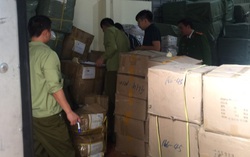 Phát hiện gần 40 tấn hàng giả gồm bao cao su, miếng dán hạ sốt, máy trợ thính... 