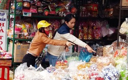 Thực phẩm giả, nhái bủa vây chợ dịp Tết 