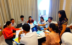 Ba tháng tập huấn SGK mới: Có quá gấp gáp?