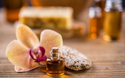 Trị chứng mất ngủ bằng 1 trong 7 loại tinh dầu "thần thánh" này