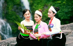 Người đẹp xứ Mường khoe sắc bên thác Cửu Tú Sơn