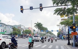 Từ 1/1/2020: Điều khiển xe máy vượt đèn vàng xử phạt tới 1 triệu đồng