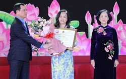 Biểu dương 90 chủ tịch công đoàn cơ sở "một gánh hai vai"
