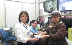 Nhân viên bệnh viện trả lại hàng chục triệu đồng cho người bệnh đánh rơi