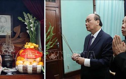Thủ tướng Nguyễn Xuân Phúc dâng hương tưởng niệm Bác Hồ