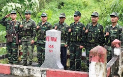 Bộ đội biên phòng “3 cùng” với dân bản khi Xuân về