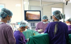 Tạo hình cho cô giáo 29 năm không âm đạo bẩm sinh