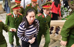2 nữ bị cáo tranh cãi nảy lửa tại tòa vụ cài ma túy vào ô tô người tình