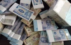 Dịch vụ đổi tiền lẻ, tiền mới sôi động dịp cận Tết 