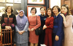 Giới thiệu hoạt động trọng tâm của Hội năm 2020 với Nhóm Phụ nữ Cộng đồng ASEAN tại Hà Nội
